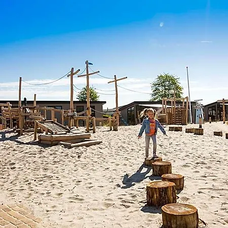 홀리데이파크 Europarcs Parc Du Soleil