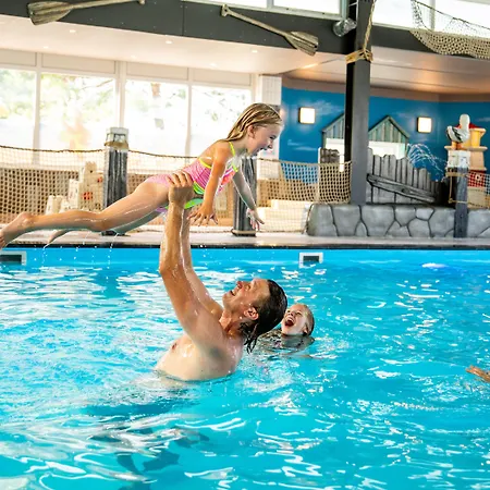 ホリデーパーク Europarcs Parc Du Soleil ノールトウェイク